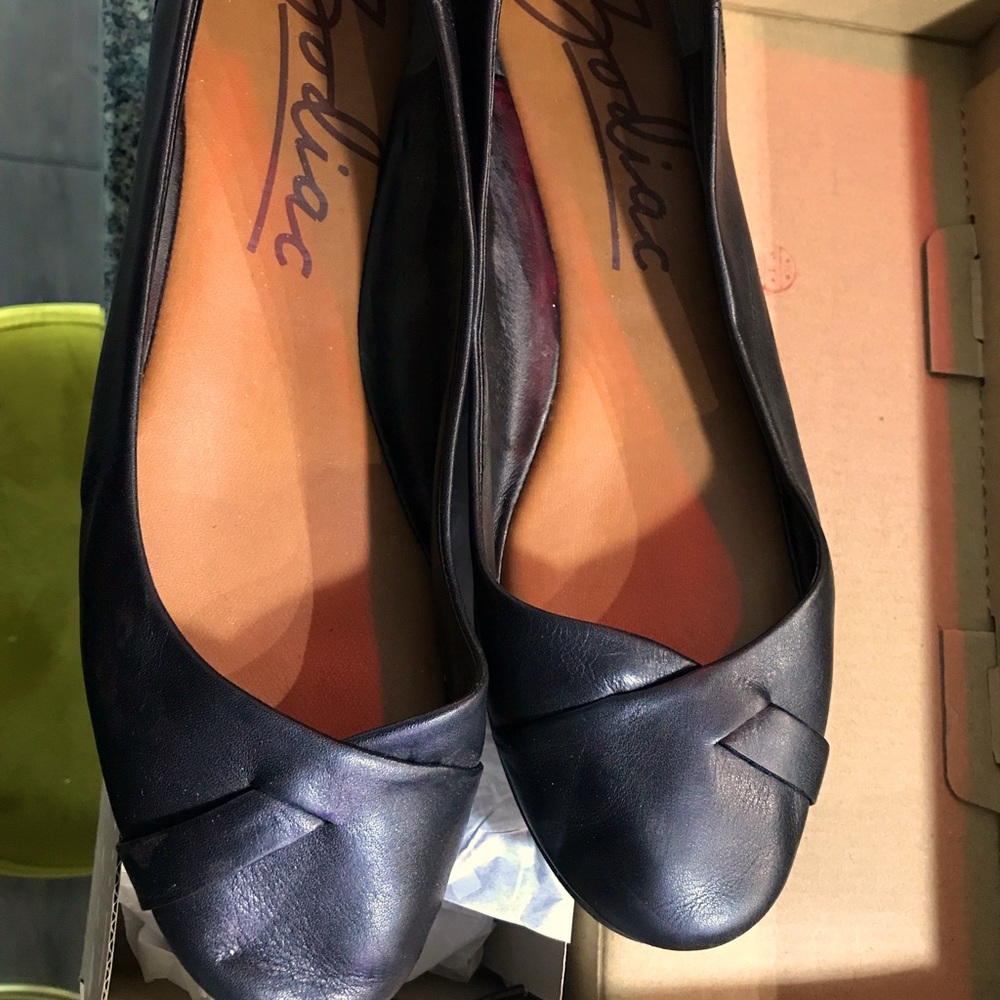 Zodiac ballet flats soft black leather size 11